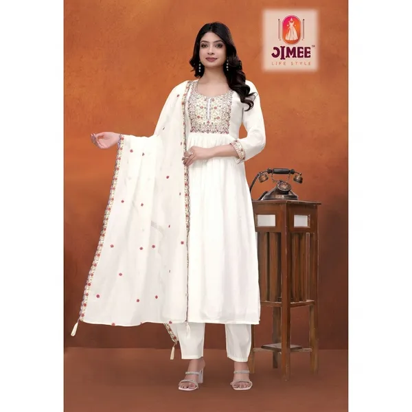 White_Top-Duptta_Mal_Chanderi_Bottam_Roman_Inner_Cottan__Anarkali_Embroidered_Kurta_Set_For_Women