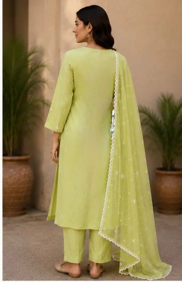 Pista_Green_Top-Duptta_Mal_Chanderi_Inner_Cotton_Straight_Hand_Work_Kurta_Set_For_Women