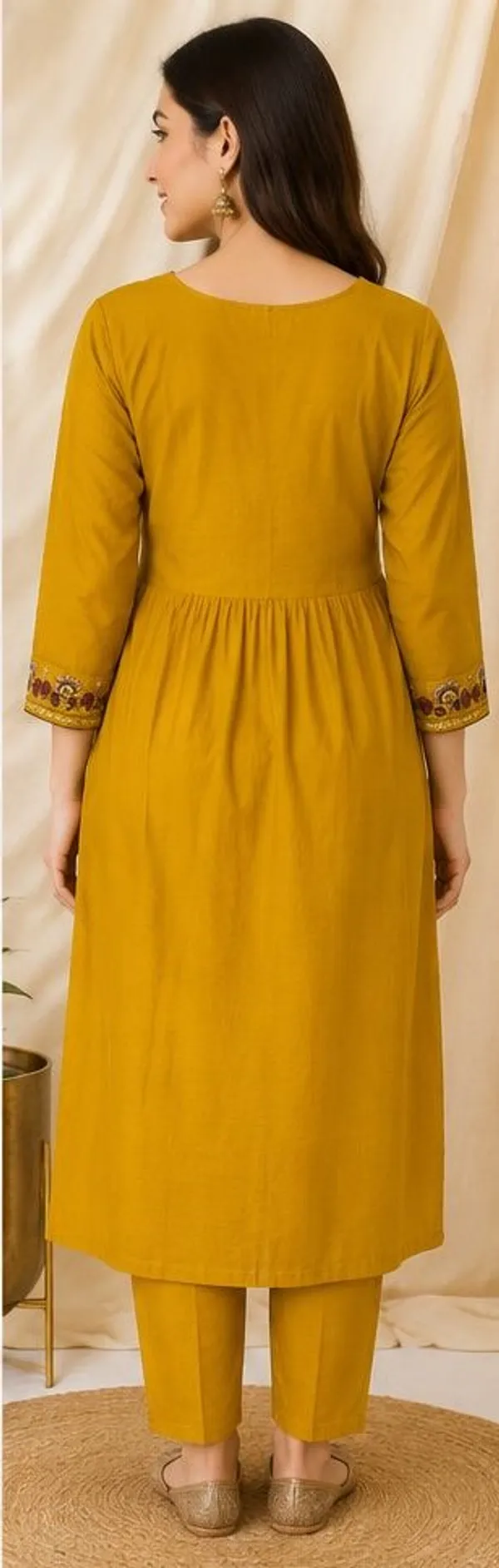 Yellow_Top-Duptta_Mal_Chanderi_Bottam_Roman_Inner_Cotton_Relaxed_Floral_Embroidered_Kaftan_For_Women