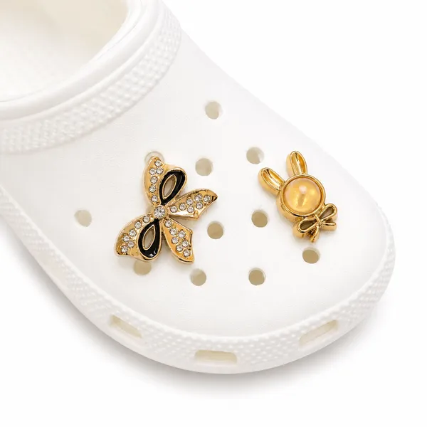 Chic_Golden_Bow_&_Teddy_Charms_for_Clogs_(Pack_of_4)