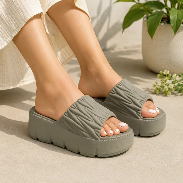 Mouse_Leher_Platform_Sliders_for_Women