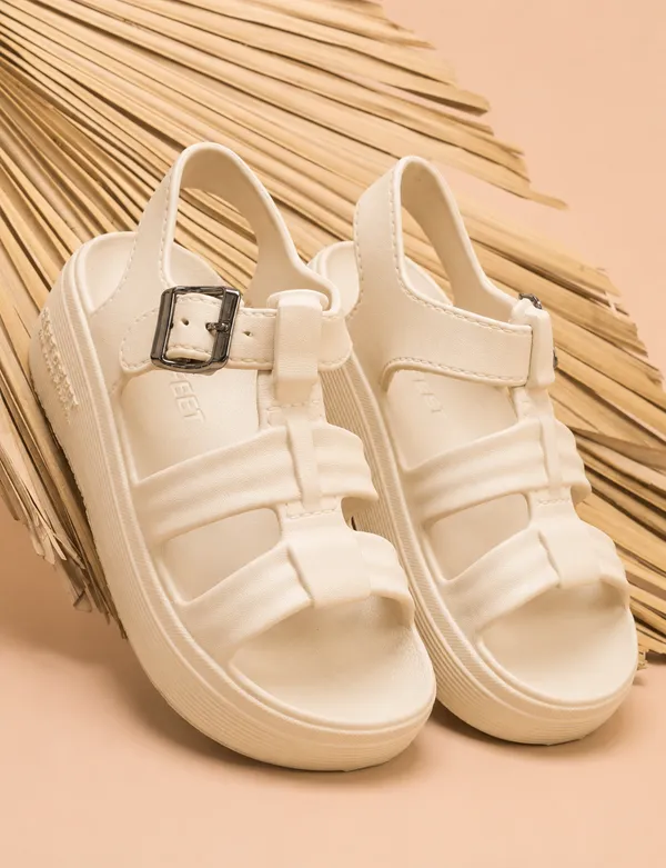 Cream_Pebble_Buckle_Sandal_For_Women