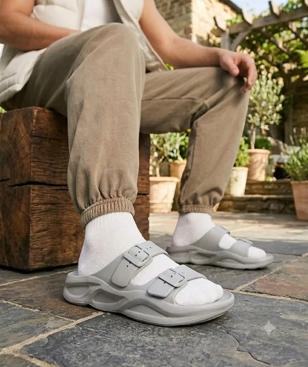 Grey_Monster_Slider_For_Men