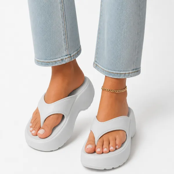 Light_Grey_Daisy_V-Shaped_Flip_Flop_For_Women