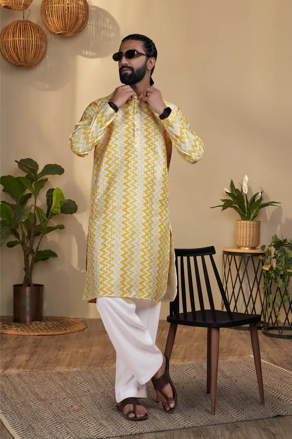 Yellow_Rayon_Zigzag_Print_Regular_Kurta_For_Men