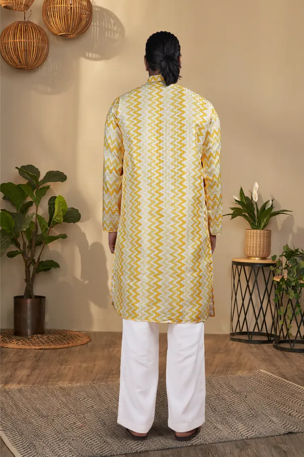 Yellow_Rayon_Zigzag_Print_Regular_Kurta_For_Men