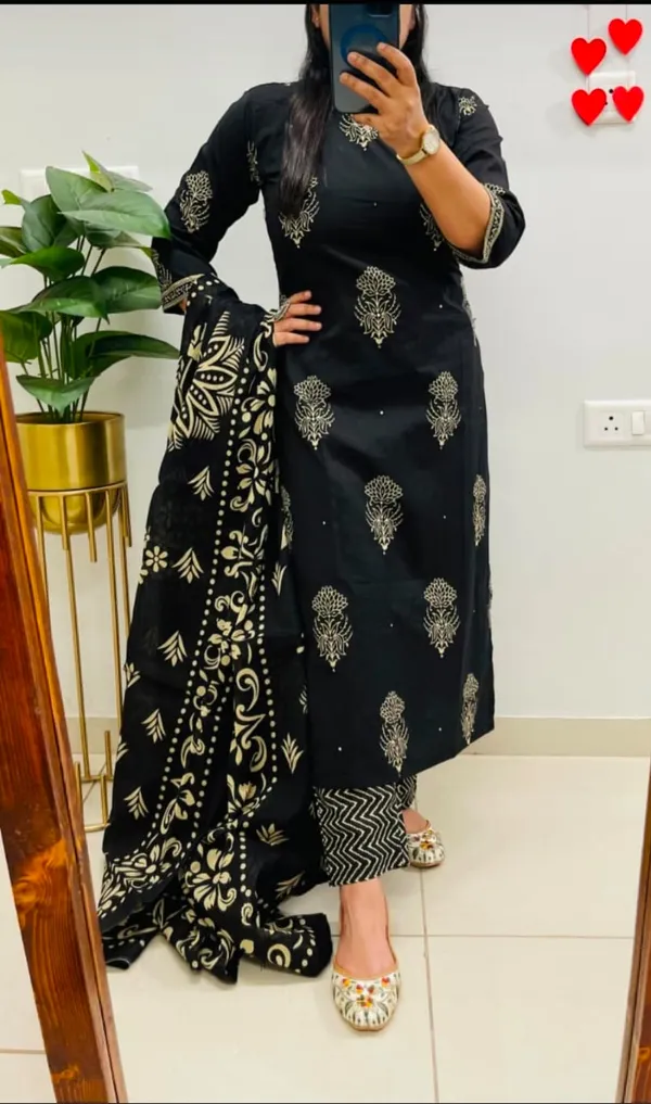 Black_Gold_Block_Printed_Kurta_Pant_Set