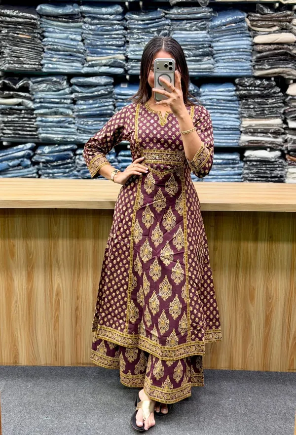 Elegant_Emerald_Purple_Printed_Ethnic_Suit