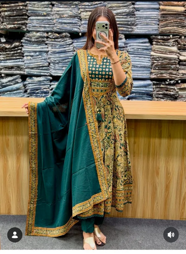 Elegant_Teal_&_Gold_Printed_Traditional_Suit