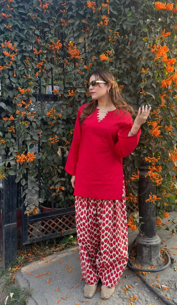 Farsi_Red_Cotton_Kurta_&_Printed_Palazzo_Ethnic_Set