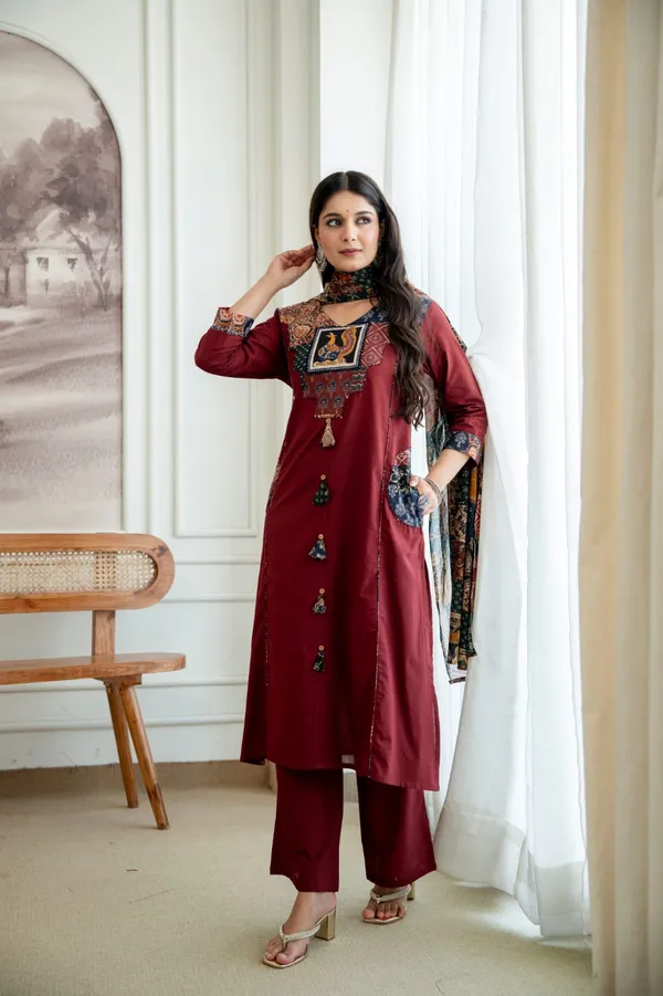 Maroon_Patchwork_Applique_Kurta_Pant_Set