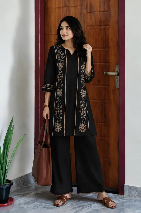 Women’s_Beige_Embroidered_Floral_Kurta_with_Palazzo_Set_|_Elegant_Ethnic_Wear