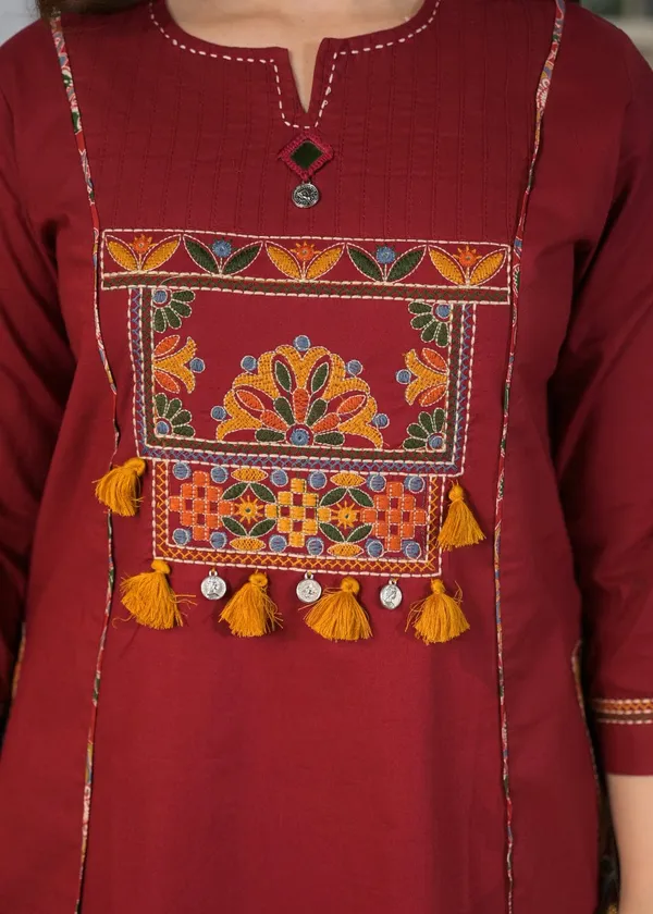 Women’s_Maroon_Embroidered_Anarkali_Kurta_Pant_Set_with_Printed_Dupatta_