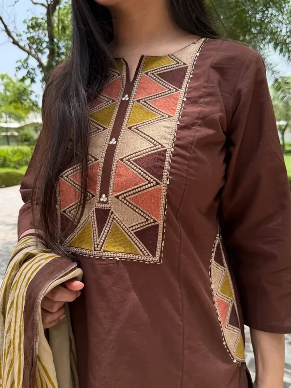 Women’s_Maroon_Embroidered_Kurta_Pant_Set_with_Printed_Dupatta_
