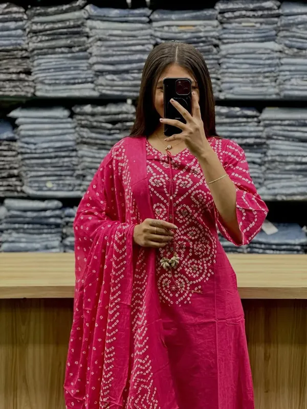 Pink_Cotton_Bandhej_Kurta_Set_For_Women