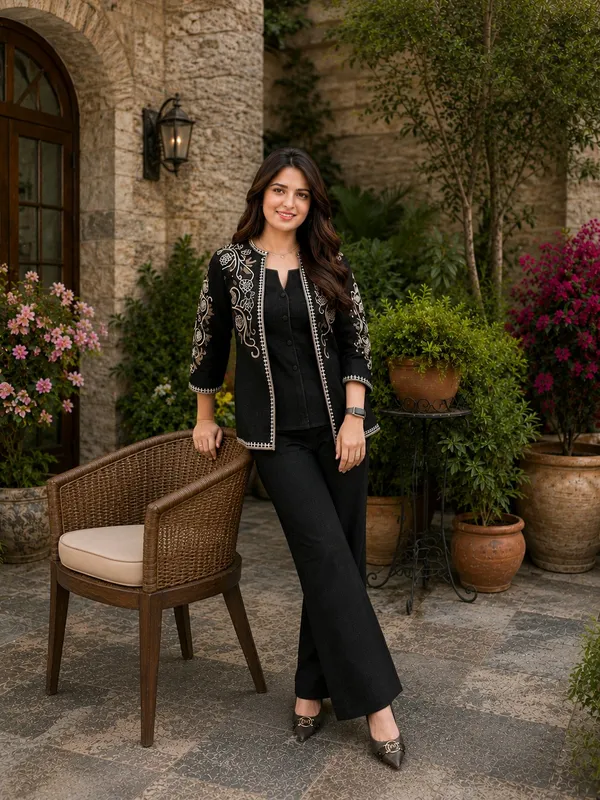 Elegant_Black_Embroidered_Co-Ord_Set_for_Women