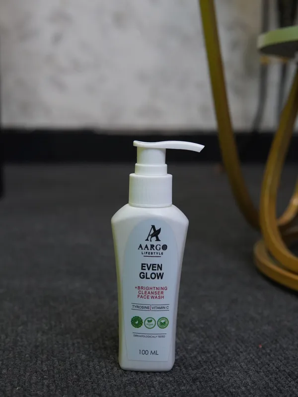 Aargo_Lifestyle_Even_Glow_Vitamin_C_Licorice_Brightening_Face_Wash_Pack_Of_2