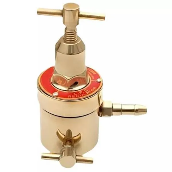 Brass_Lpg_Gas_Regulator_With_Adjustable_Pressure_Control