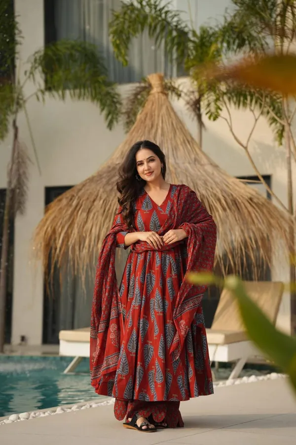 Maroon_Printed_Cotton_Anarkali_Kurta_Set_For_Women