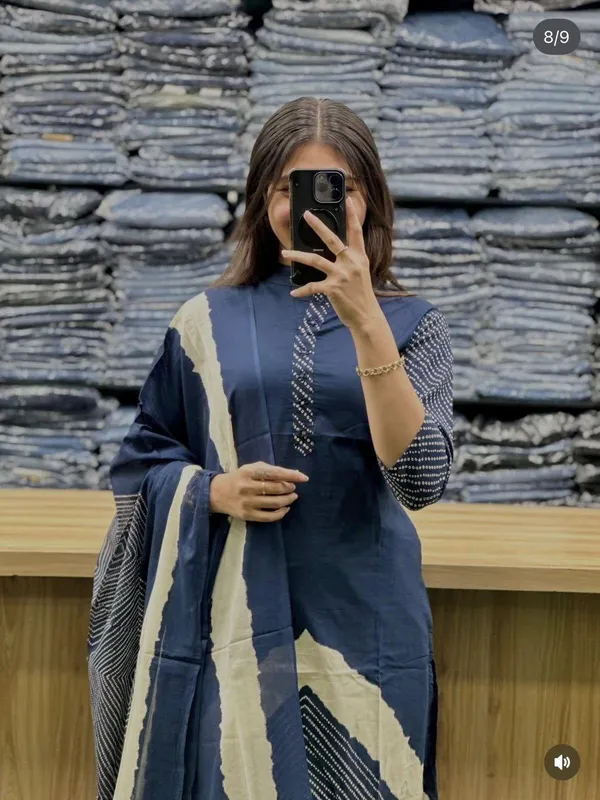 Navy_Blue_Geometric_Print_Cotton_Kurta_Set_For_Women