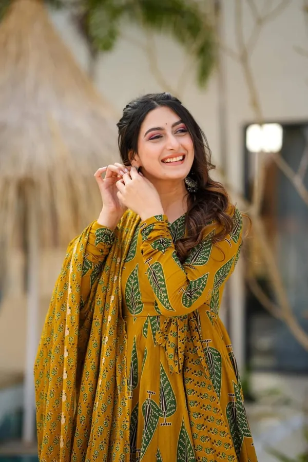 Mustard_Yellow_Leaf_Print_Anarkali_Kurta_Set_For_Women