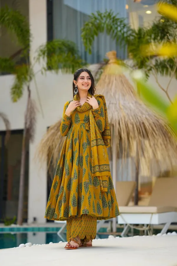 Mustard_Yellow_Leaf_Print_Anarkali_Kurta_Set_For_Women