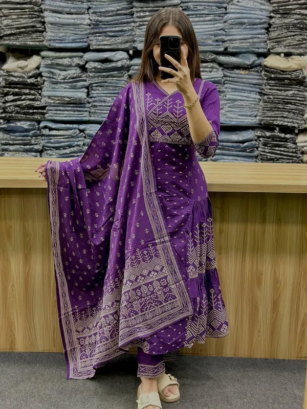 Purple_Ethnic_Printed_Kurta_Set_With_Dupatta_For_Women