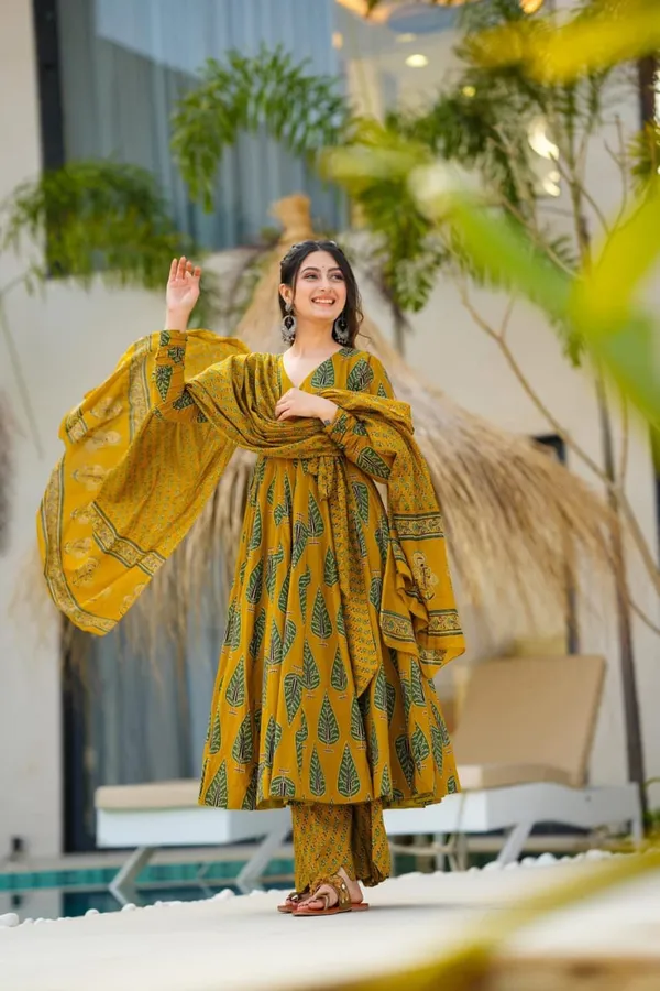 Mustard_Yellow_Leaf_Print_Anarkali_Kurta_Set_For_Women