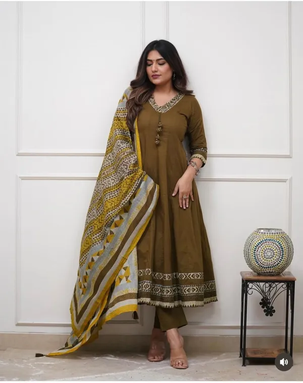 Olive_Green_Cotton_Silk_Embroidered_Anarkali_Suit_Set_For_Women