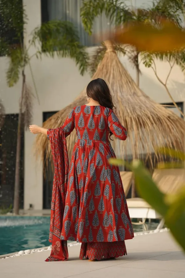 Maroon_Printed_Cotton_Anarkali_Kurta_Set_For_Women