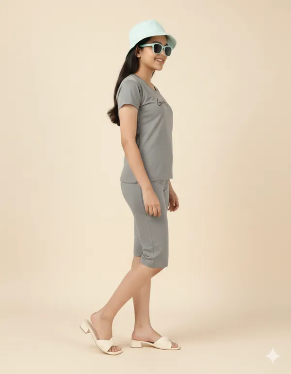 Light_Grey_Cotton_Regular_Fit_Night_Suit_For_Girls