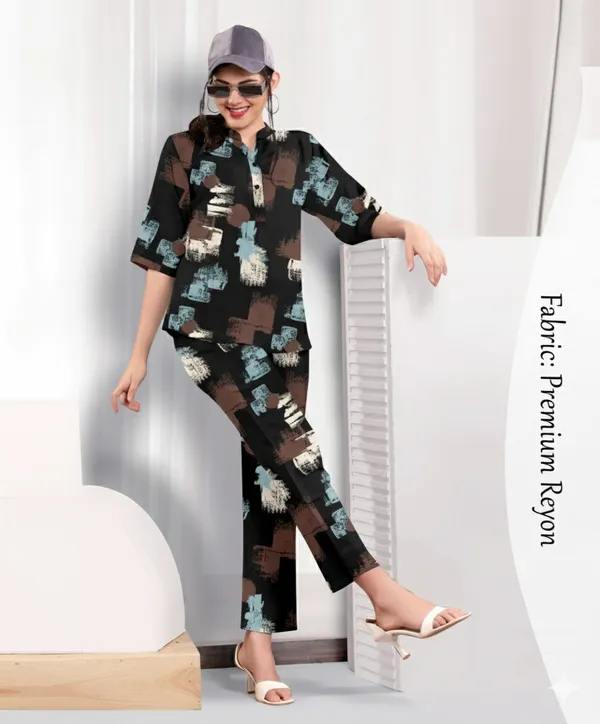 Black_And_Brown_Printed_Long_Night_Suit_For_Women