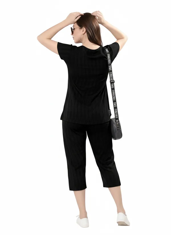 Black_Jacquard_Capri_Night_Suit_For_Women