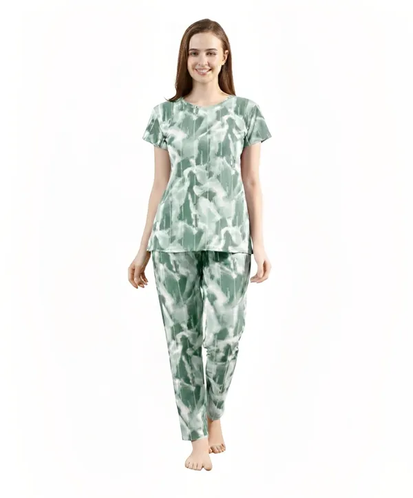 Green_Long_Night_Suit_For_Women