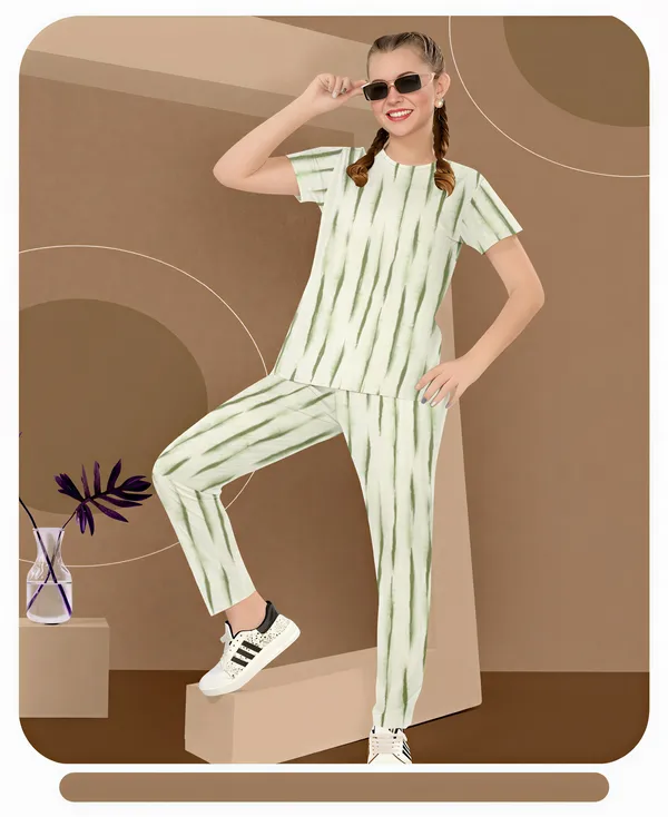 Green_Long_Night_Suit_For_Women