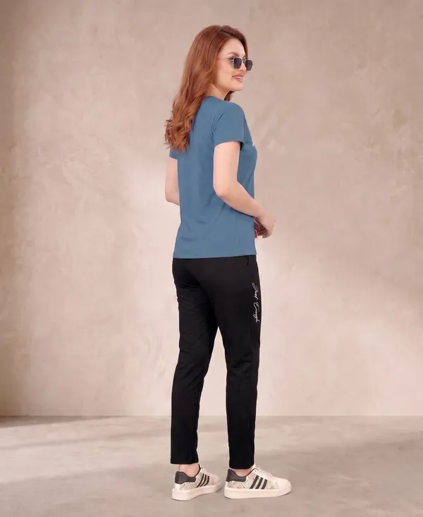 Sky_Blue_And_Black_Long_Contrast_Round_Neck_Night_Suit_For_Women
