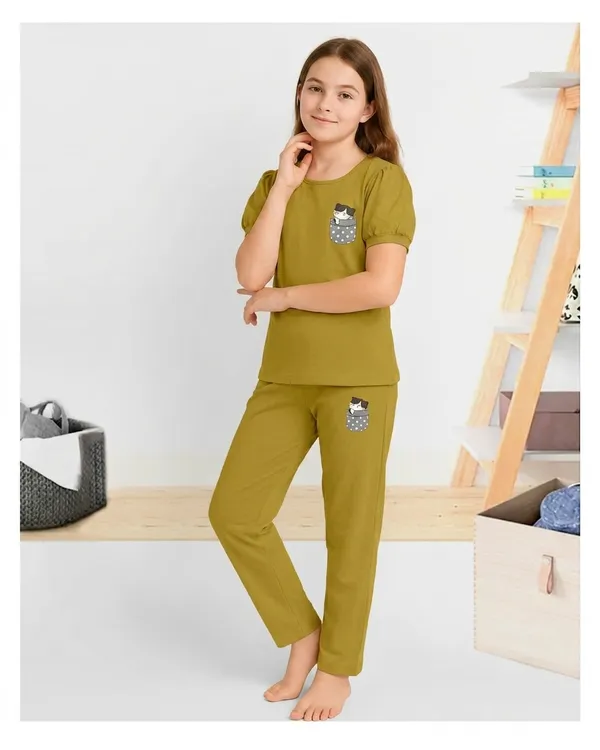 Yellow_Printed_Relaxed_Night_Suit_For_Girls