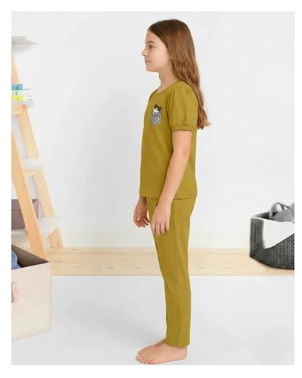 Yellow_Printed_Relaxed_Night_Suit_For_Girls