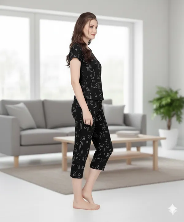 Black_Printed_Capri_Night_Suit_For_Women