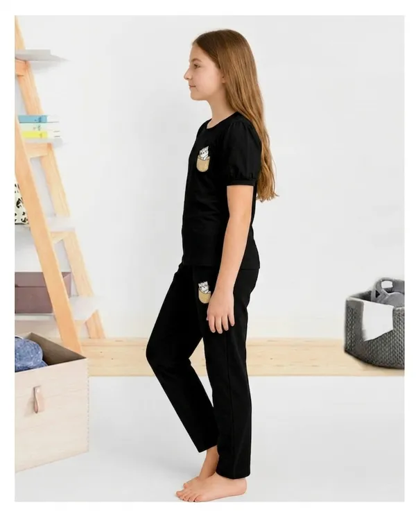 Black_Printed_Relaxed_Night_Suit_For_Girls