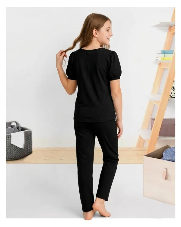 Black_Printed_Relaxed_Night_Suit_For_Girls