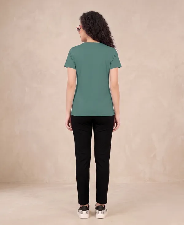 Pista_And_Black_Long_Contrast_Round_Neck_Night_Suit_For_Women