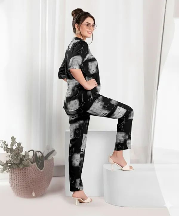 Black_Printed_Long_Night_Suit_For_Women