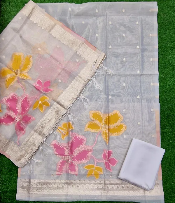 Cream_Shimmer_Banarasi_Silk_Weaving_Unstitched_Kurta_Set_For_Women