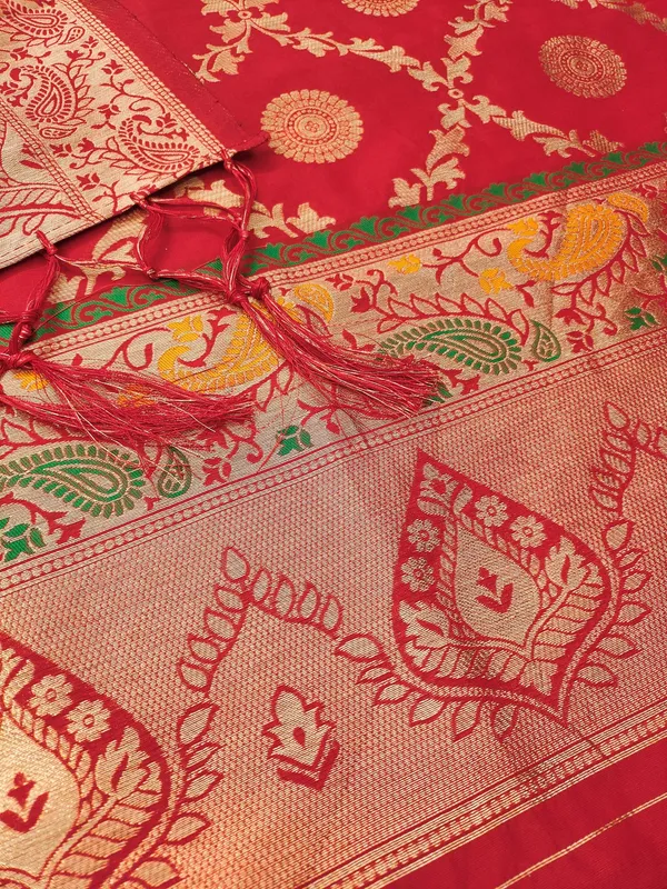 Red_Soft_Litchi_Banarasi_Silk_Weaving_Unstitched_Kurta_Set_For_Women