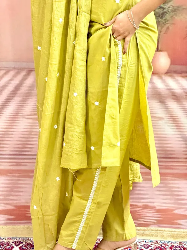 Multicolor_Embroidered_Kurta_Set_For_Women_Combo_Set_Pack_Of_2