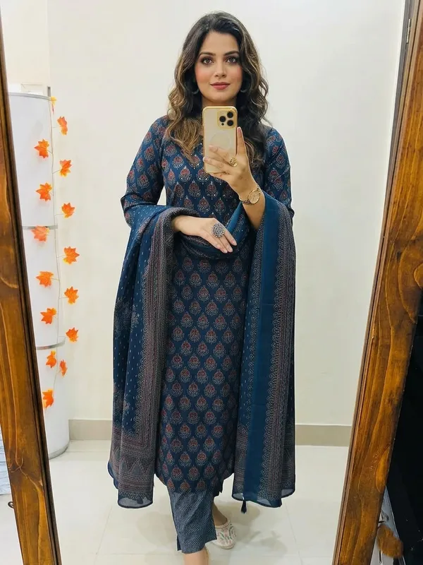 Blue_Cotton_Jaipuri_Ajrakh_Print_Straight_Suit_Sets_For_Women
