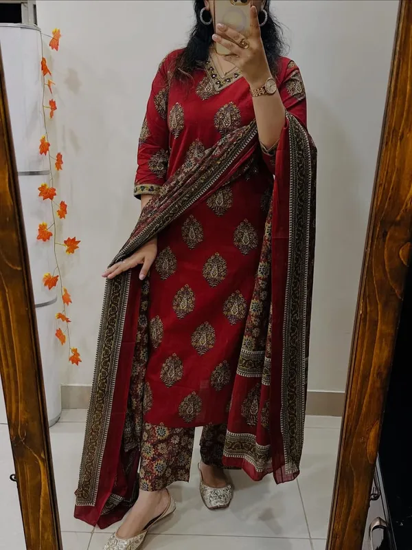 Premium_Jaipuri_Cotton_Kurti_Set_�_3_Piece_Comfort_Collection