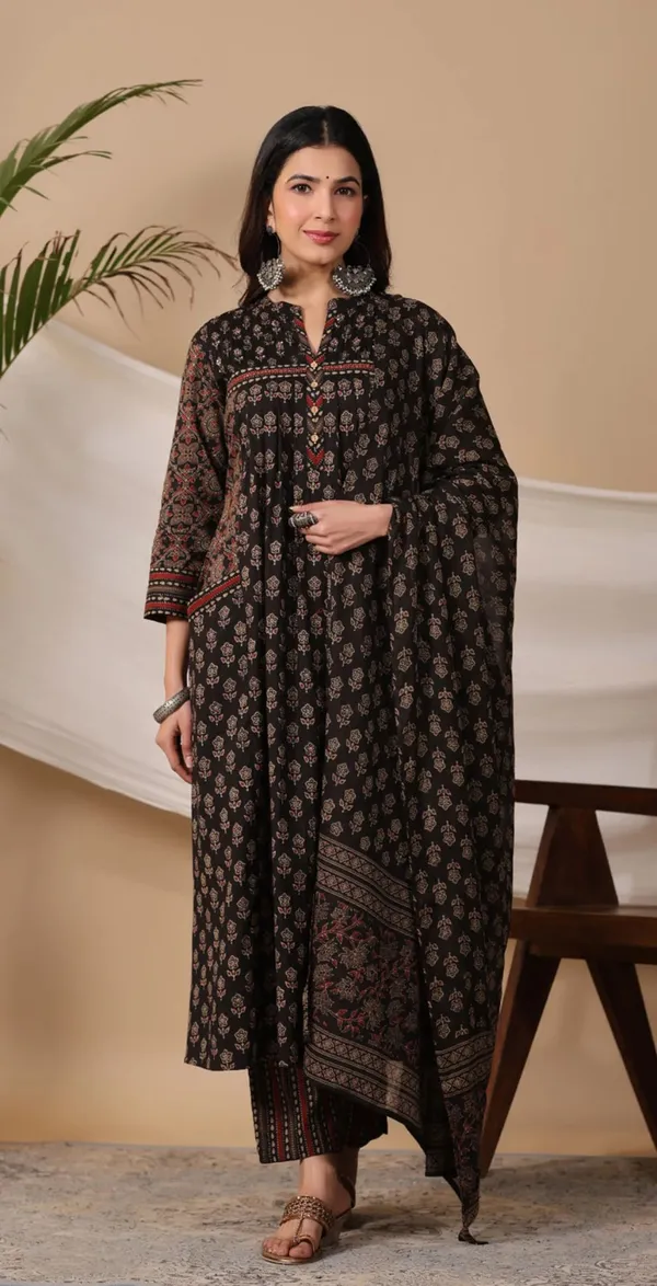 Women_Fully_Flared_Ajrakh_Cotton_Floral_Printed_Black_Kurta_And_Pant_With_Dupatta