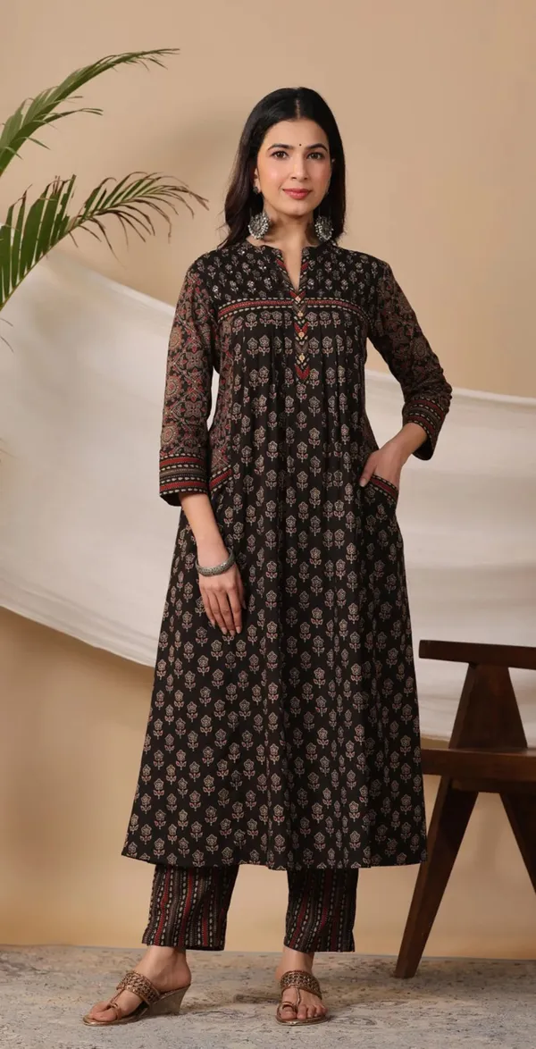 Women_Fully_Flared_Ajrakh_Cotton_Floral_Printed_Black_Kurta_And_Pant_With_Dupatta